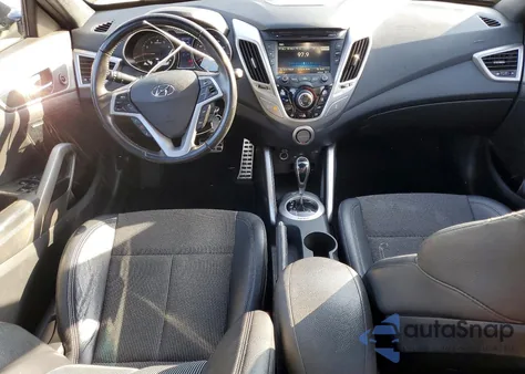 2016 Hyundai Veloster z USA, uszkodzony, nr VIN KMHTC6AD7GU303817